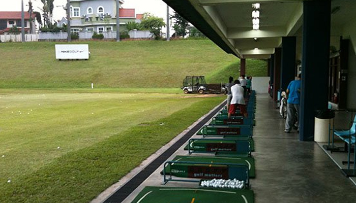 Học chơi golf tại sân Rạch Chiếc