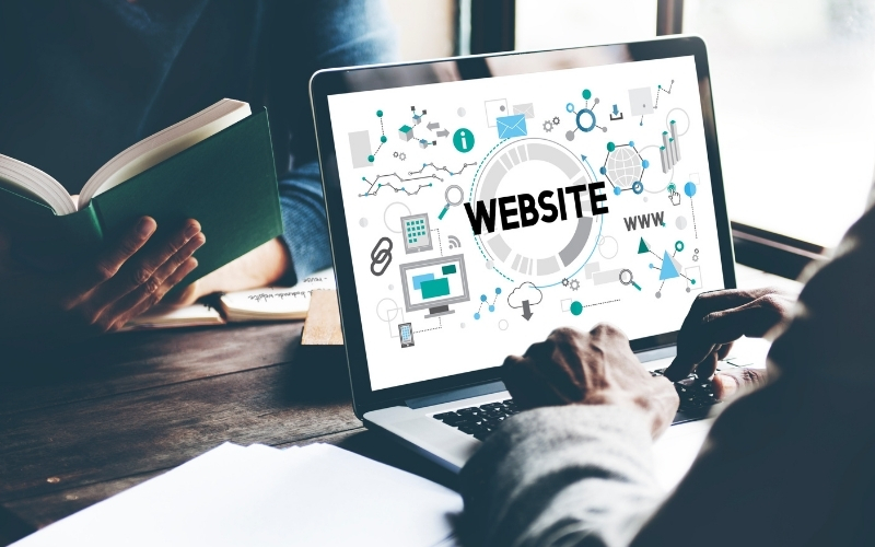 marketing giáo dục thông qua website