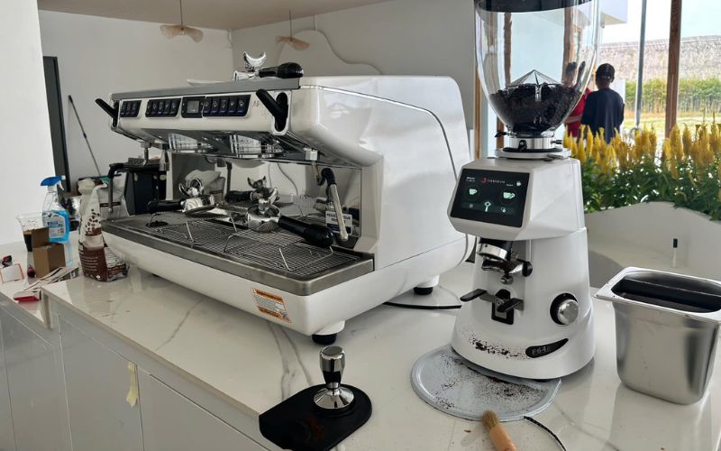 máy pha cà phê Ý Nuova Simonelli Oscar II