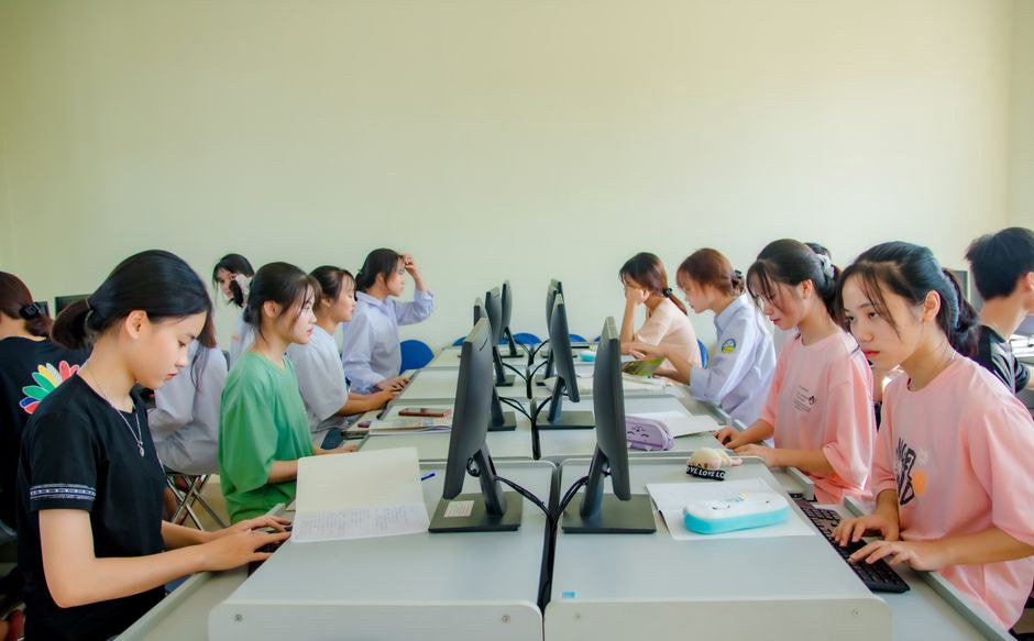 Những nhóm công cụ ai sinh viên nên làm quen